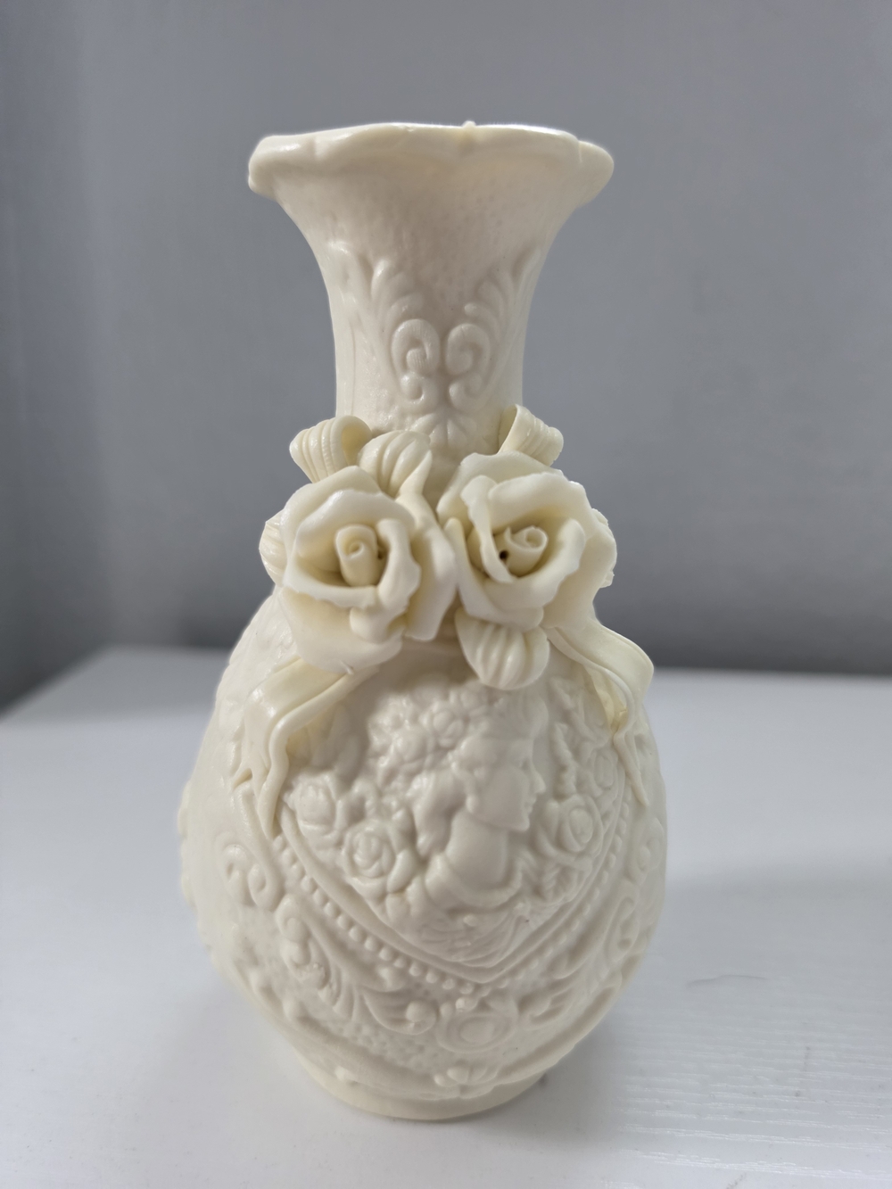 Parian Ware Style Classic Cream Resin Floral Medallion Vase